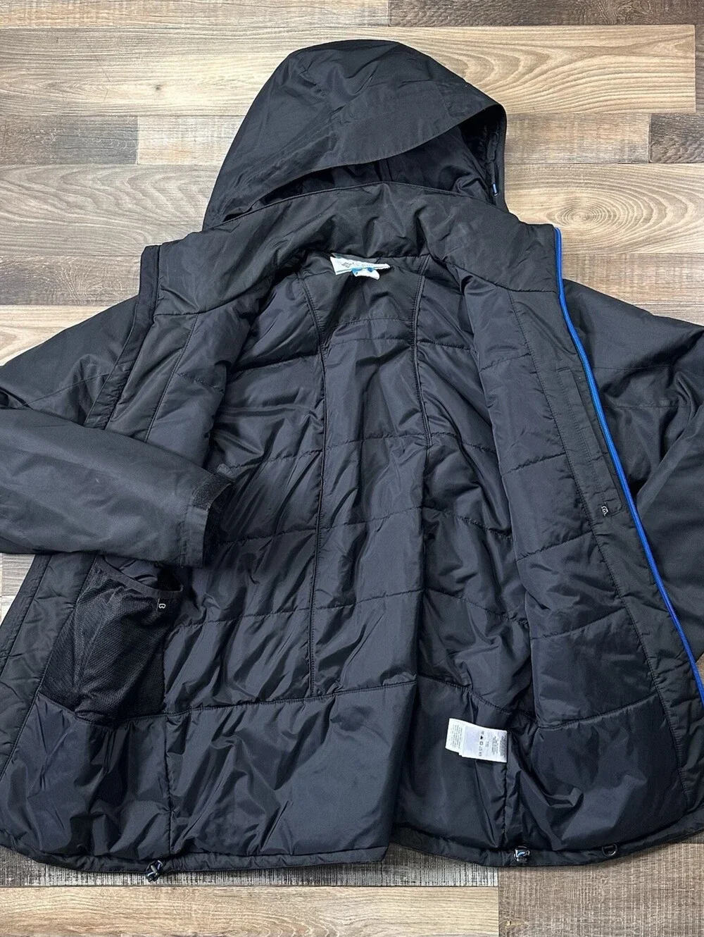 Columbia Men’s M Black Omni-Tech Insulated Winter Coat Detachable Hood Skiing